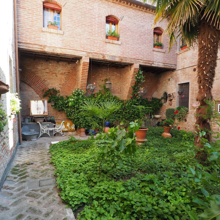 Il Giardino Segreto Apartman Ferrara Kültér fotó
