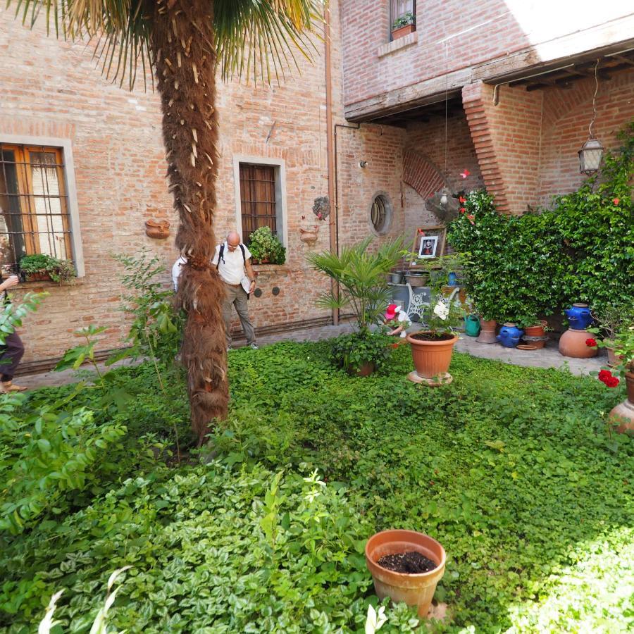 Il Giardino Segreto Apartman Ferrara Kültér fotó